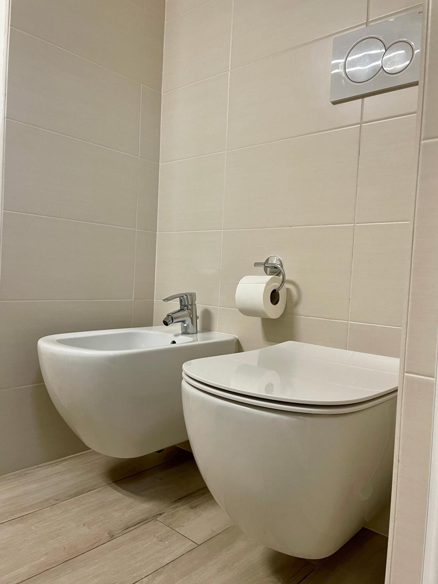 Casa Mario & Laura Ferienwohnungen Free Wi-Fi Parking Мальчезіне Екстер'єр фото