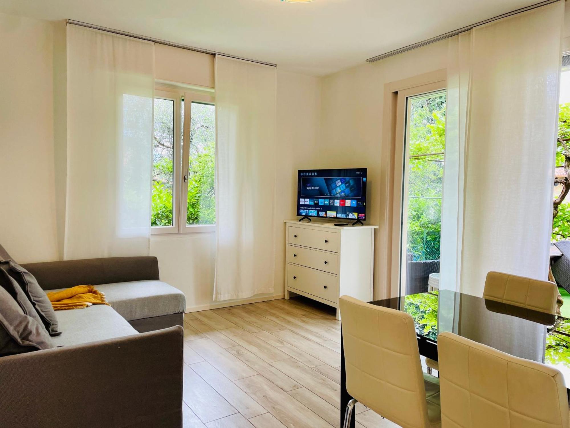 Casa Mario & Laura Ferienwohnungen Free Wi-Fi Parking Мальчезіне Екстер'єр фото
