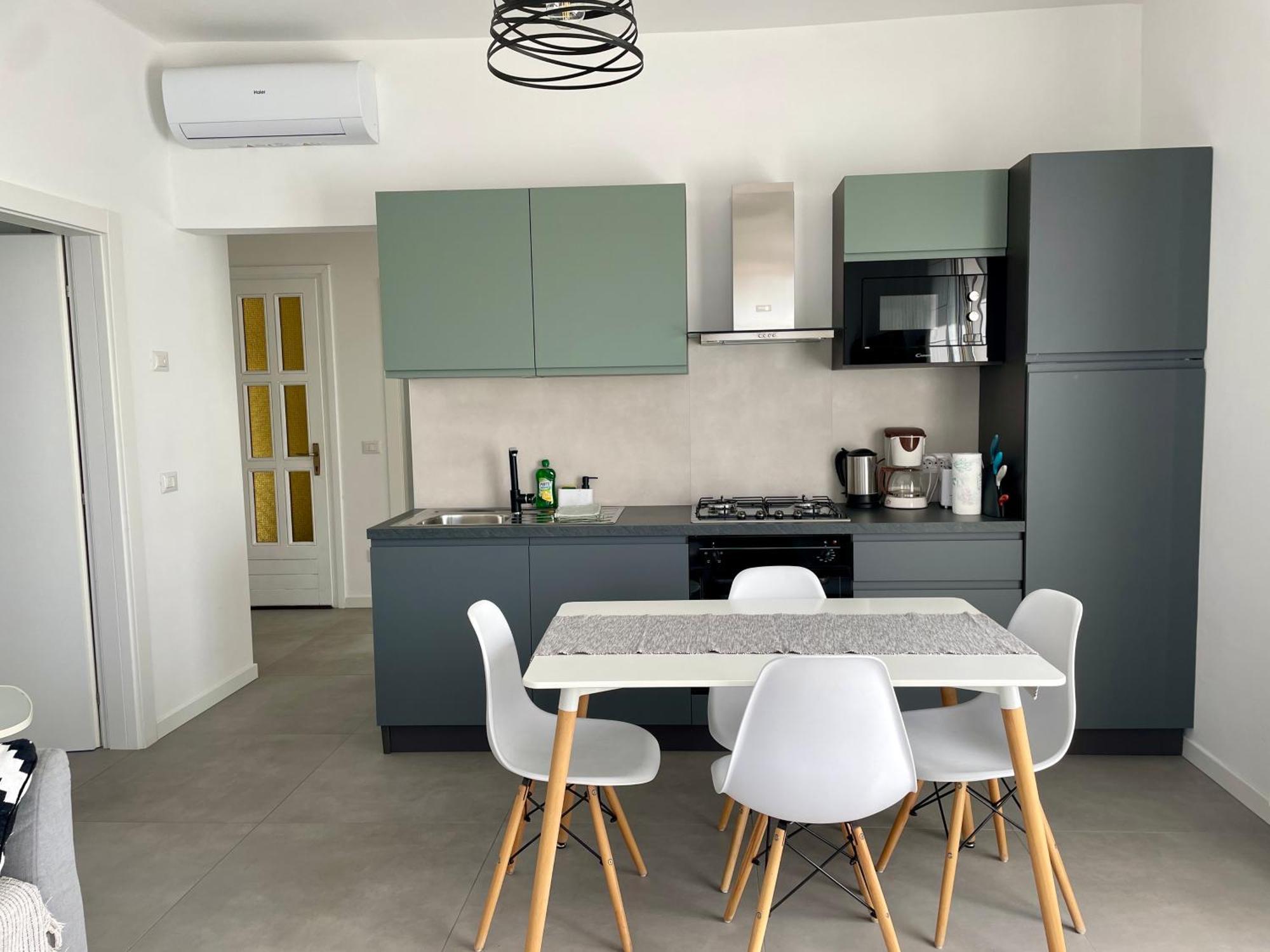 Casa Mario & Laura Ferienwohnungen Free Wi-Fi Parking Мальчезіне Екстер'єр фото